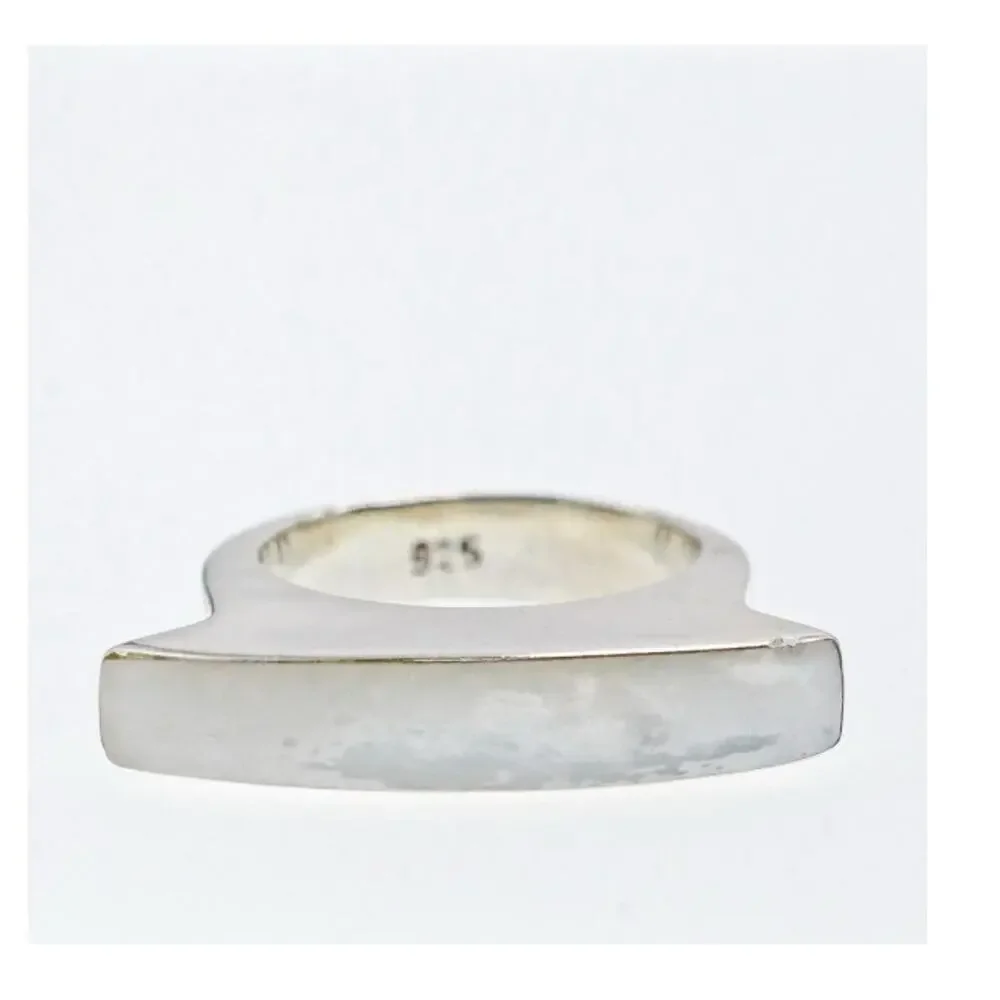 925 Sterling Silver Mother OF Pearl Ring Size 8.5